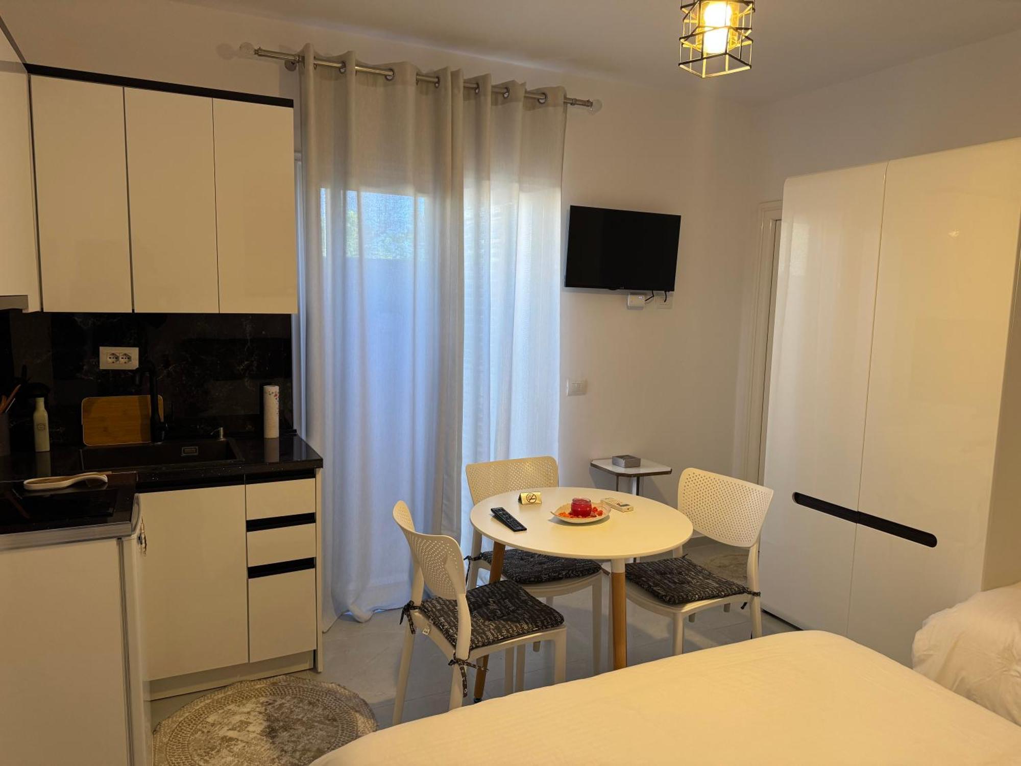 Private Villa Aras 2 - Luxury & Elegance Apartments Vlorë 외부 사진