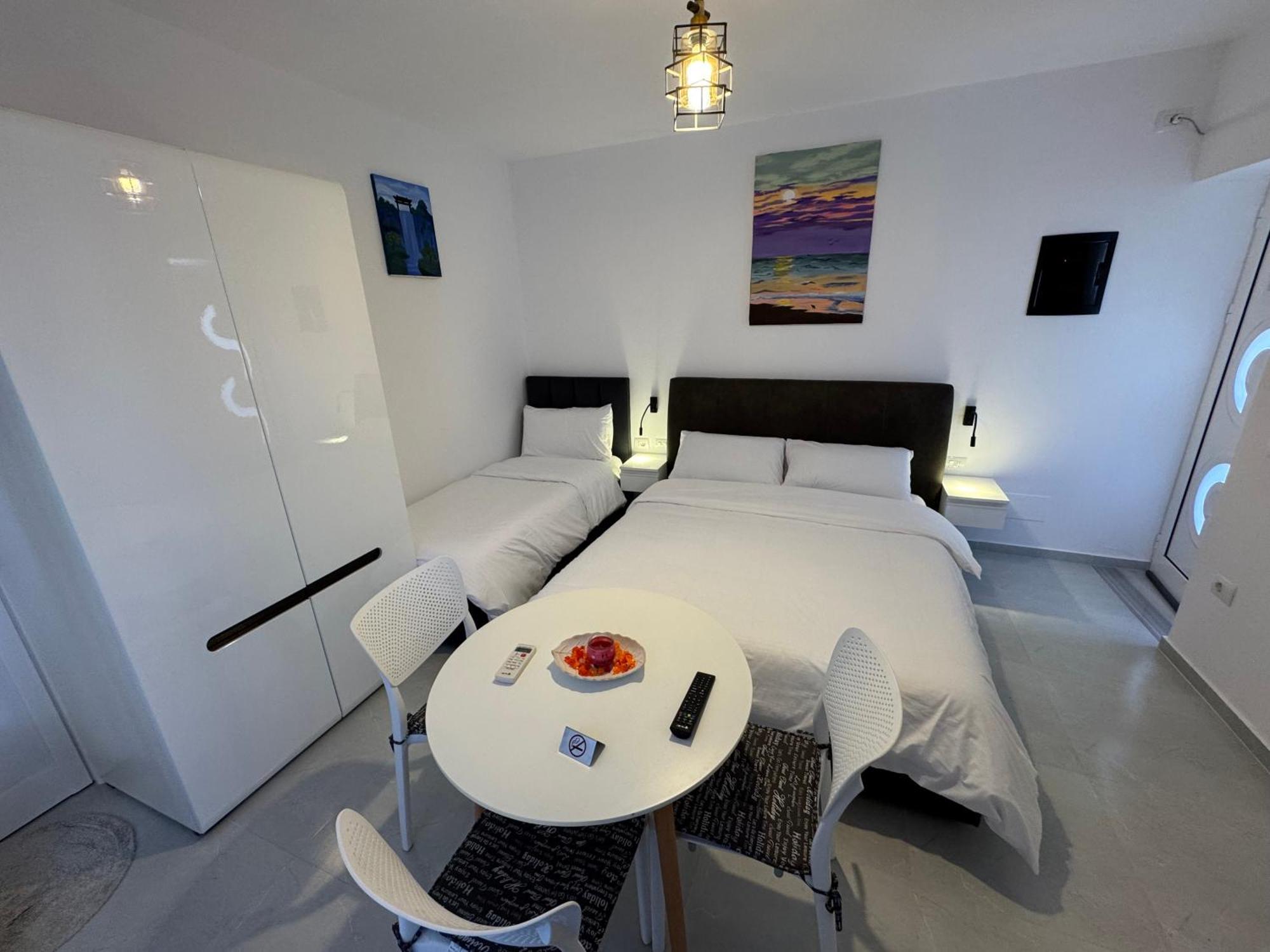 Private Villa Aras 2 - Luxury & Elegance Apartments Vlorë 외부 사진