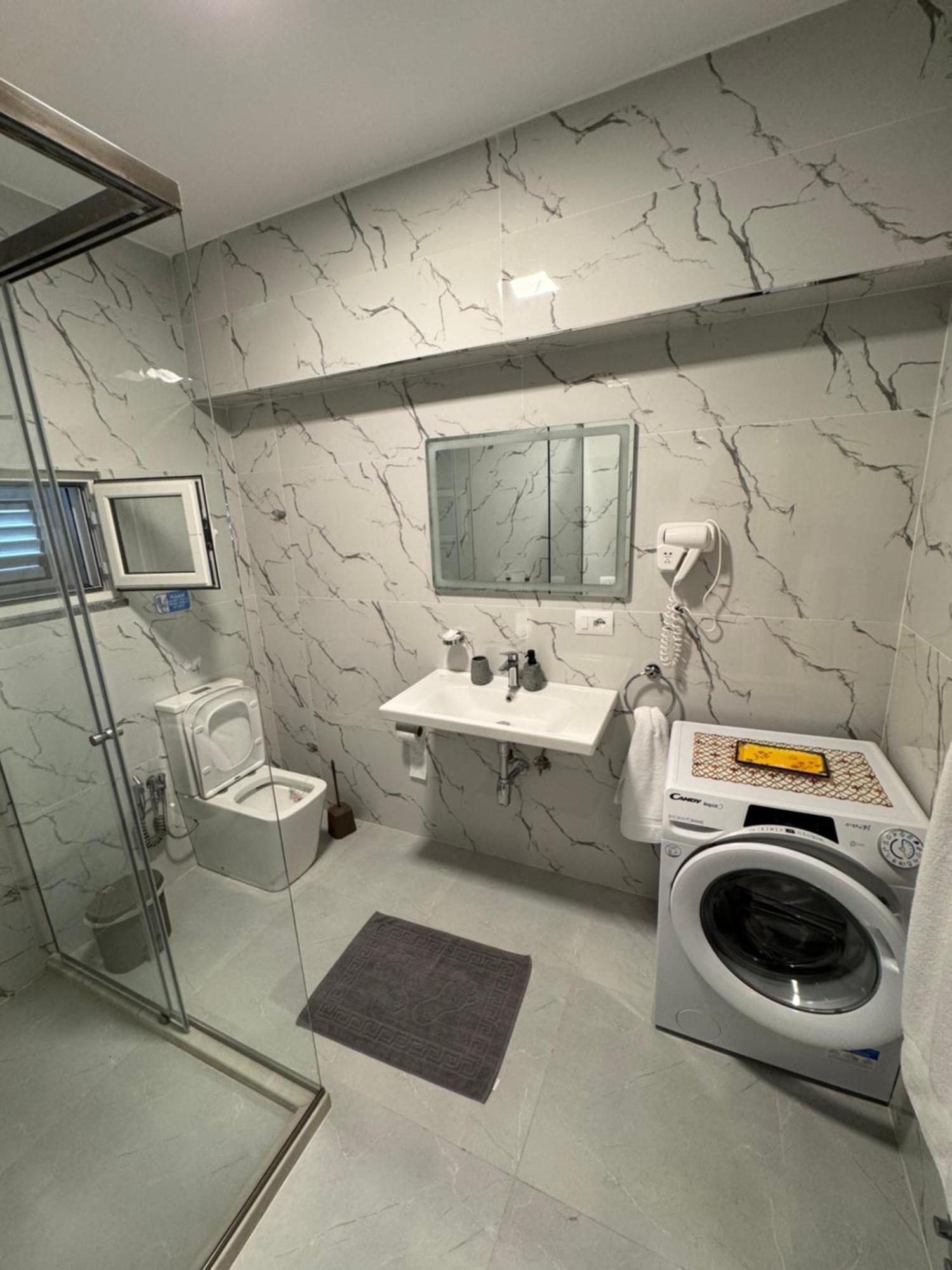 Private Villa Aras 2 - Luxury & Elegance Apartments Vlorë 외부 사진